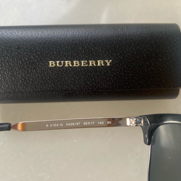 Burberry Sunglasses - Picture 5 of 6